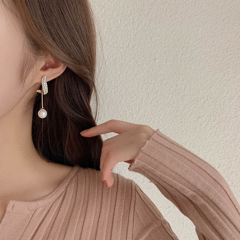 Élégance Astrale – Boucles d’Oreilles Perle & Cristal par ENAMIZ Paris