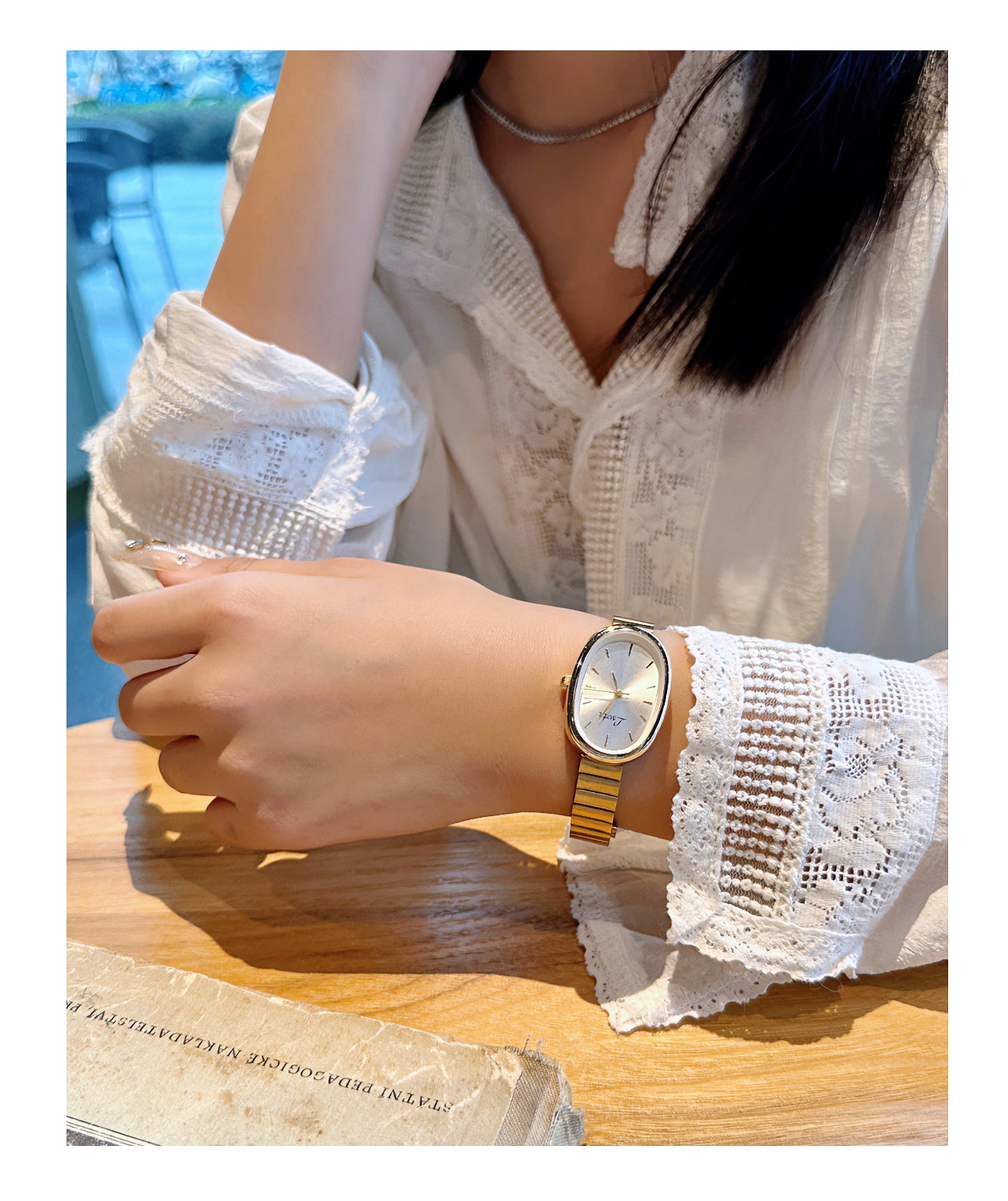 Montre Ovale Élégance Enamiz Paris – Bracelet Acier Précieux