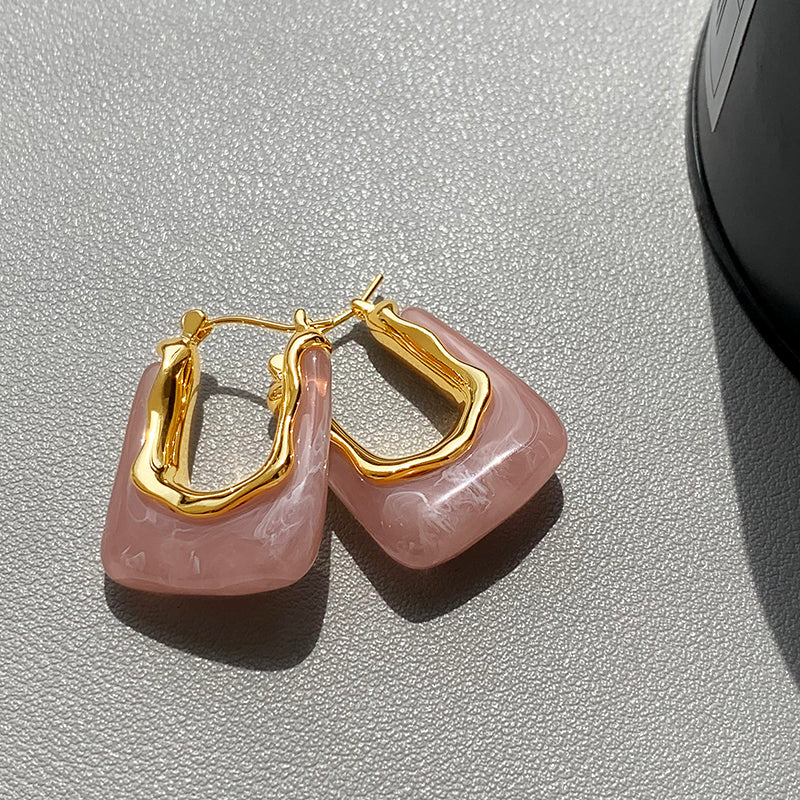 Boucles d’Oreilles Carré Élégance –