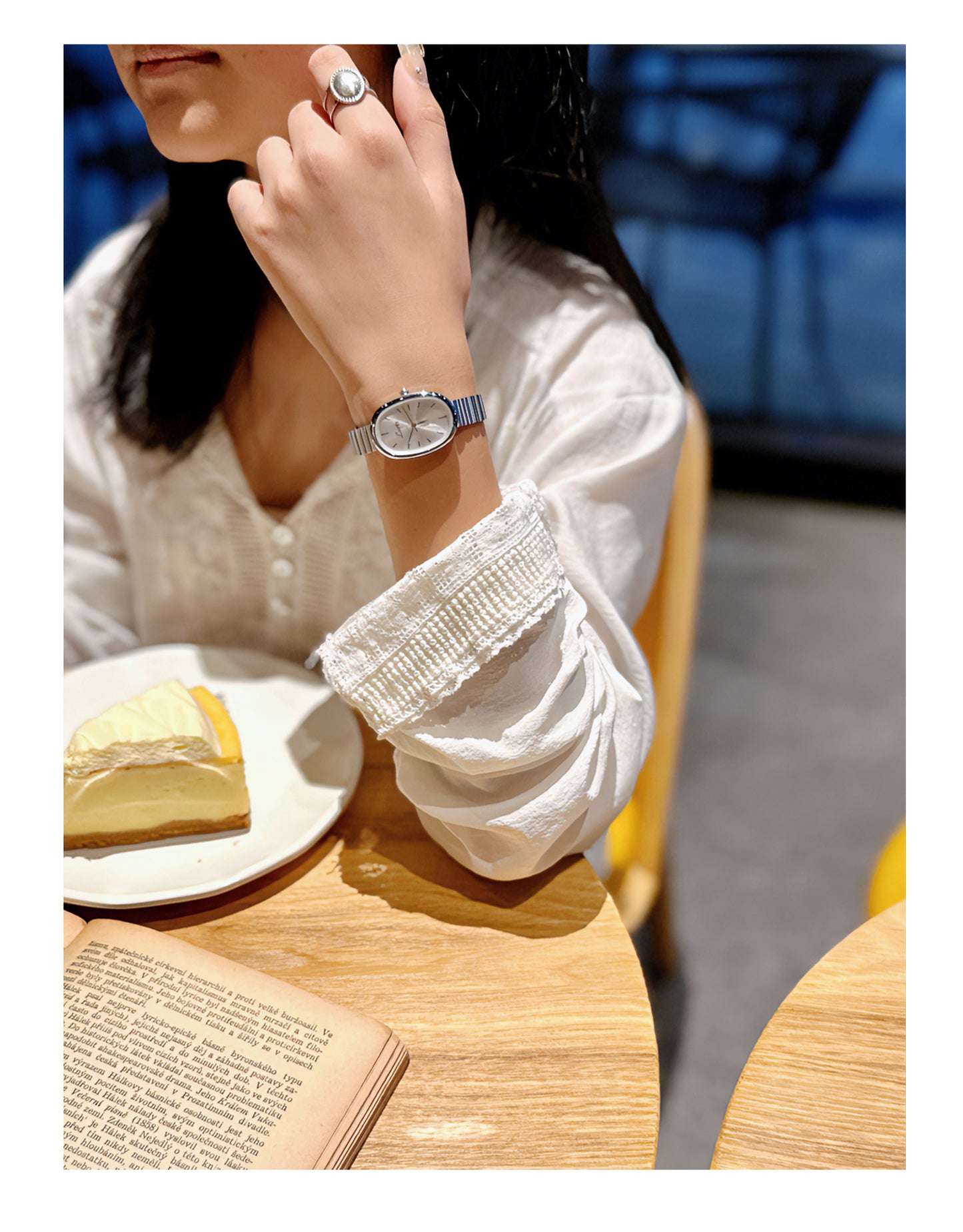 Montre Ovale Élégance Enamiz Paris – Bracelet Acier Précieux