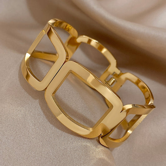 Bracelet Audace Géométrique –