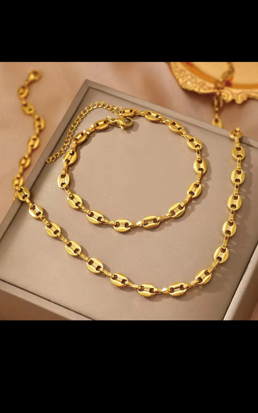 Lignée d’Or – Parure dorée en acier noble (Collier & Bracelet)