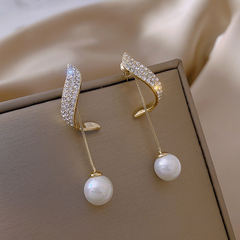Élégance Astrale – Boucles d’Oreilles Perle & Cristal par ENAMIZ Paris