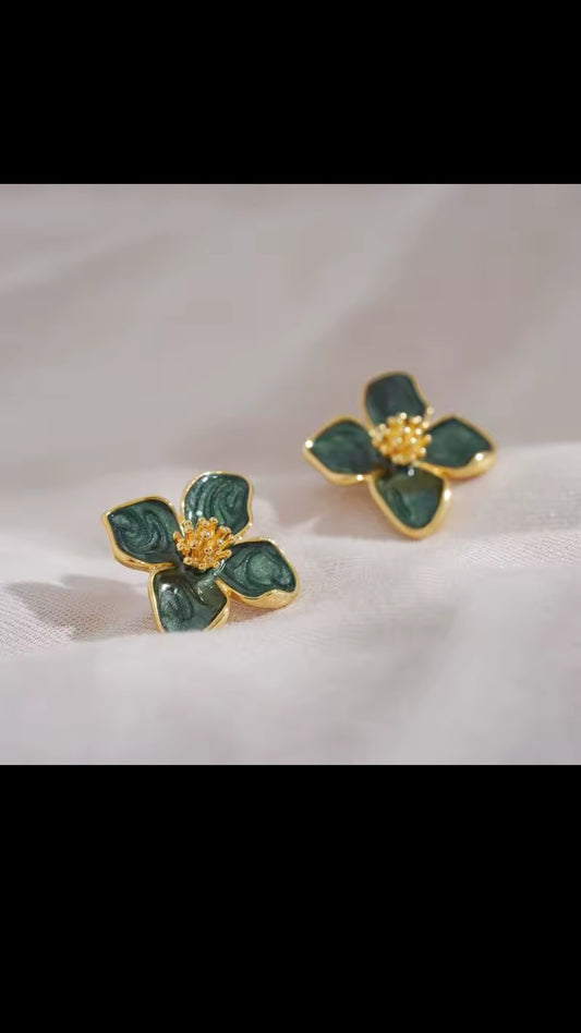 Fleur d’Éclat – Boucles d’Oreilles Signature ENAMIZ Paris